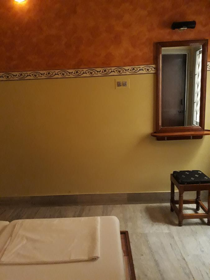 Krishna Lodge Tiruchirappalli 외부 사진