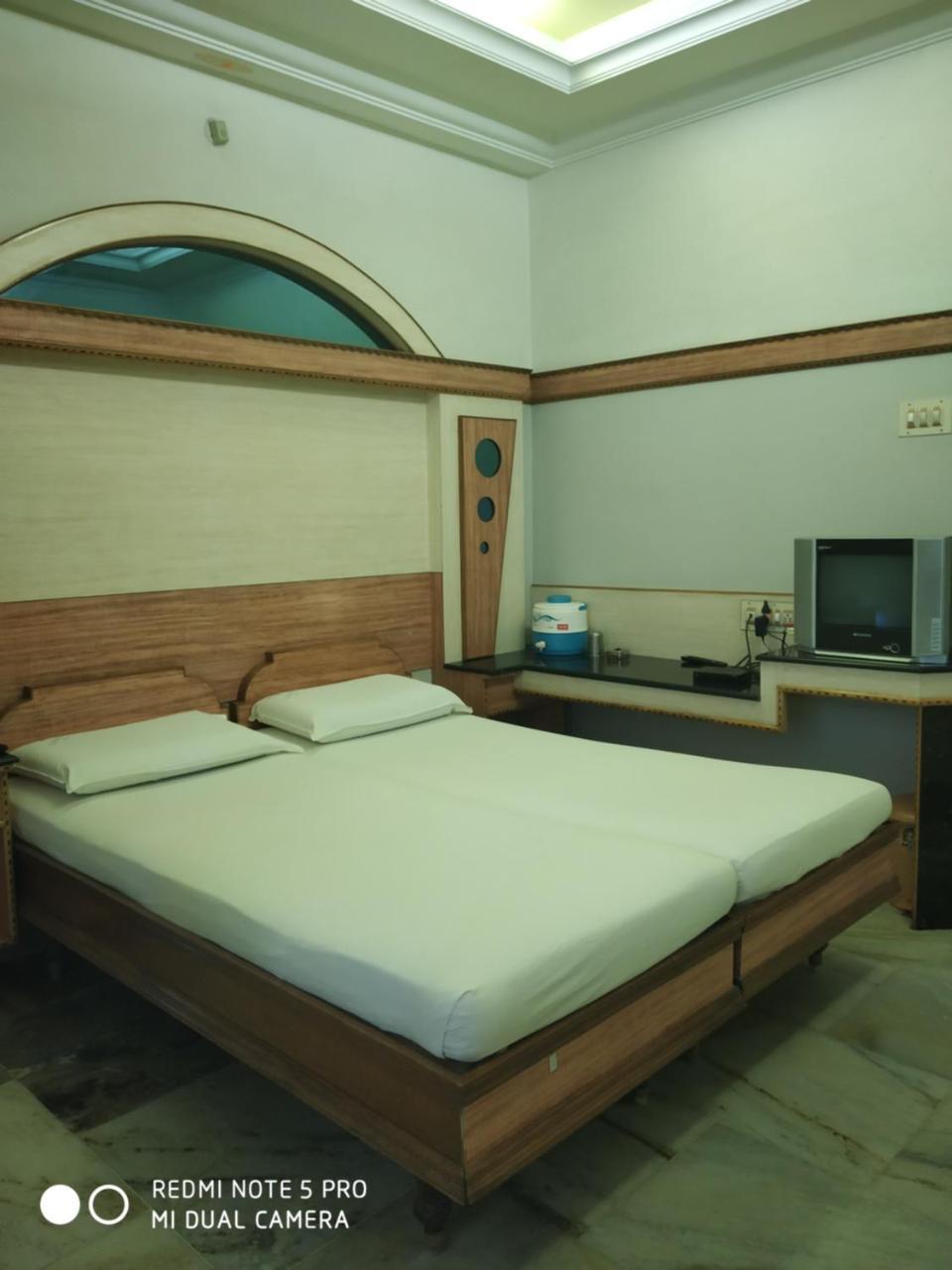 Krishna Lodge Tiruchirappalli 외부 사진