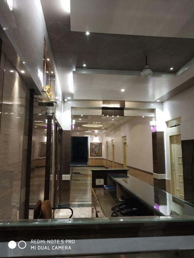 Krishna Lodge Tiruchirappalli 외부 사진