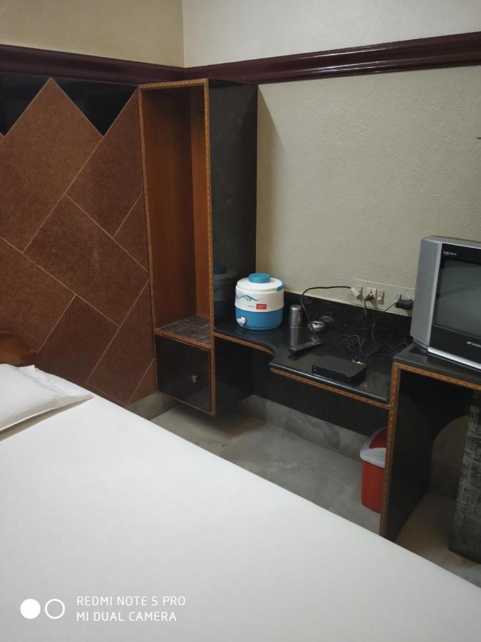 Krishna Lodge Tiruchirappalli 외부 사진