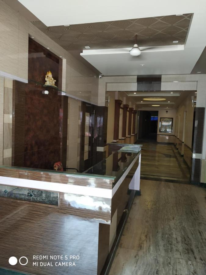 Krishna Lodge Tiruchirappalli 외부 사진
